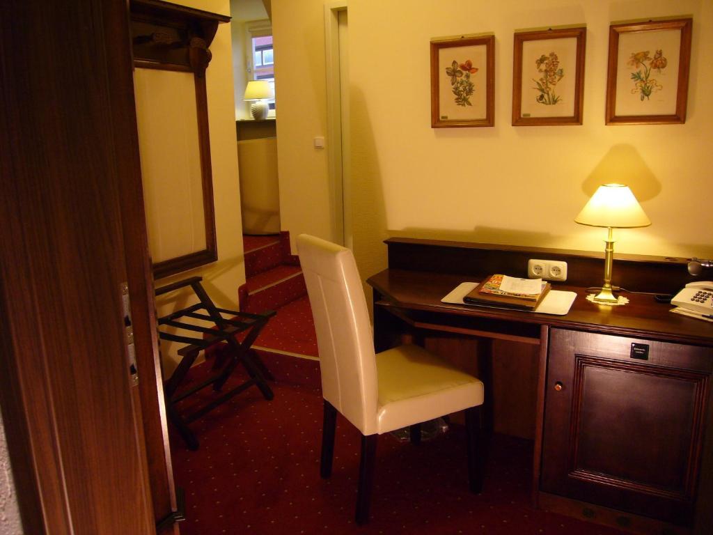 Klassik Hotel Am Tor Weiden in der Oberpfalz Quarto foto